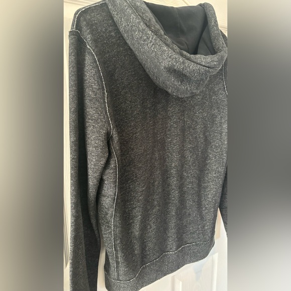 Abercrombie and Fitch zipped hoodie. - Picture 7 of 7